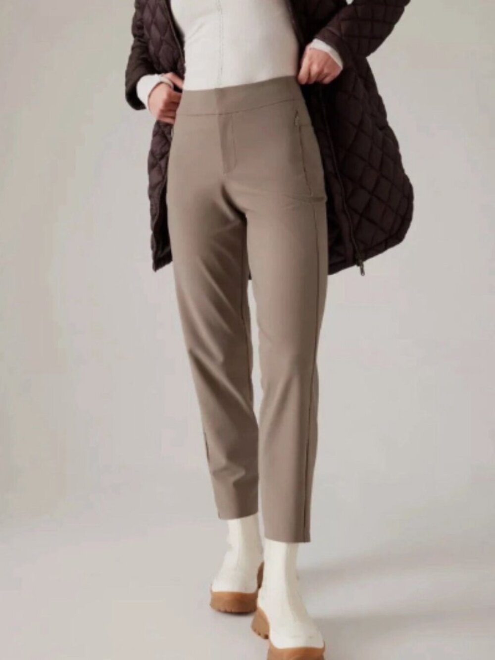 NWT Athleta Stellar Trouser size 16 XL slim leg ankle length pant pyrite beige